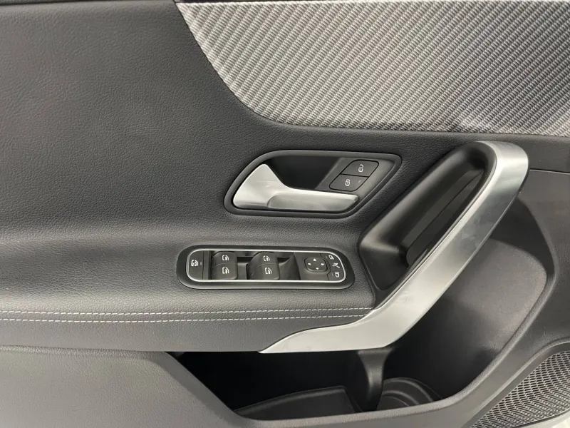 Image secondaire du véhicule 26