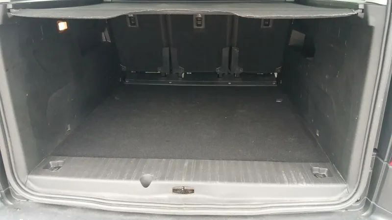 Image secondaire du véhicule 10