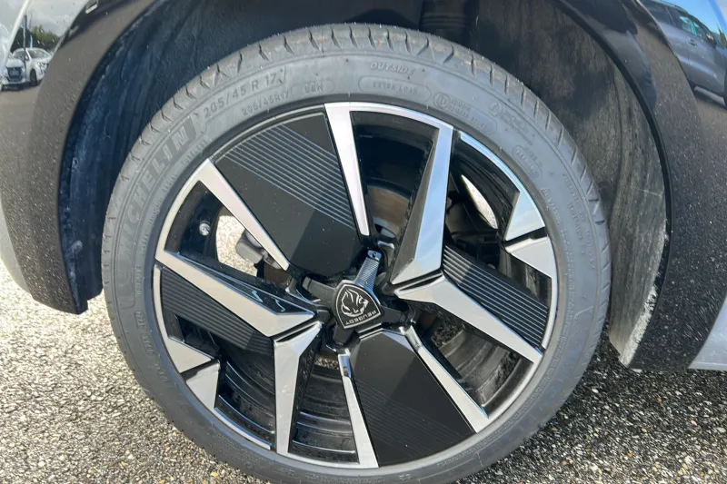 Image secondaire du véhicule 16