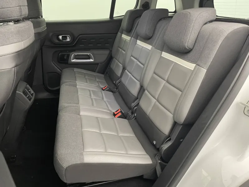 Image secondaire du véhicule 16