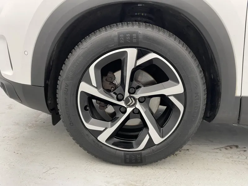 Image secondaire du véhicule 18