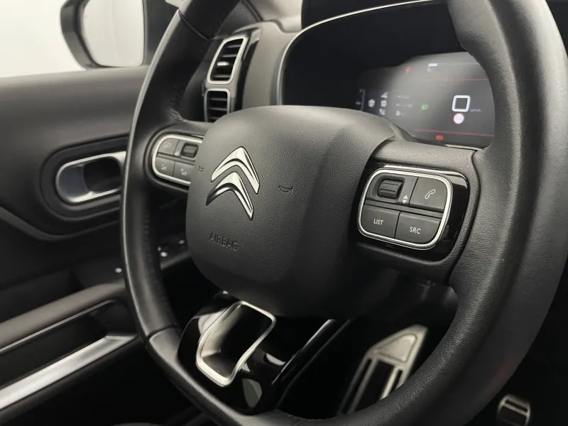 Image secondaire du véhicule 32