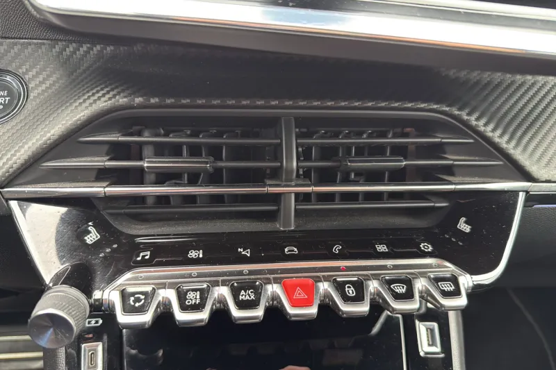 Image secondaire du véhicule 38