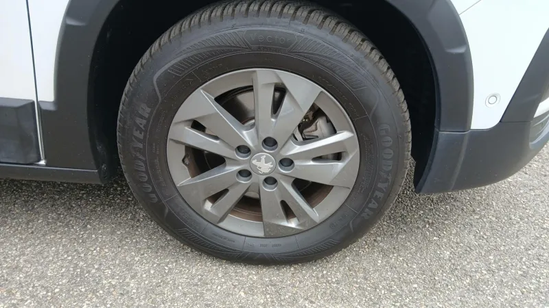 Image secondaire du véhicule 14