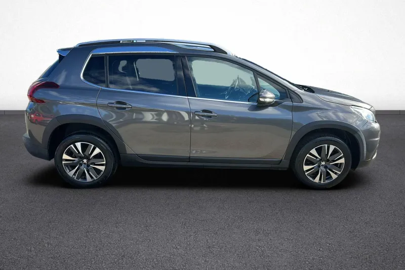 Image secondaire du véhicule 8