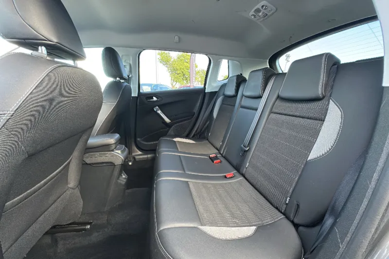 Image secondaire du véhicule 15