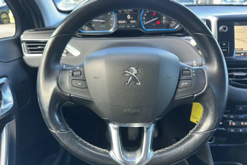 Image secondaire du véhicule 19