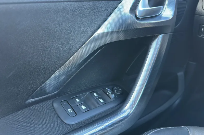 Image secondaire du véhicule 30