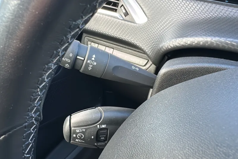 Image secondaire du véhicule 32