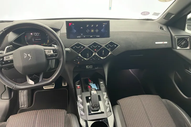 Image secondaire du véhicule 11