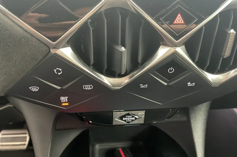 Image secondaire du véhicule 19