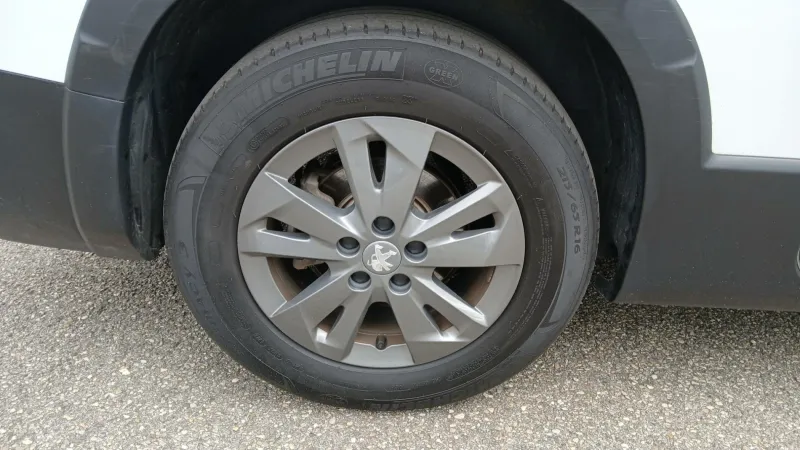 Image secondaire du véhicule 15