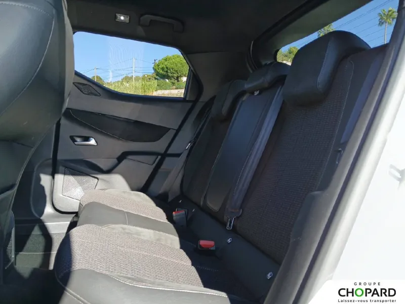 Image secondaire du véhicule 11