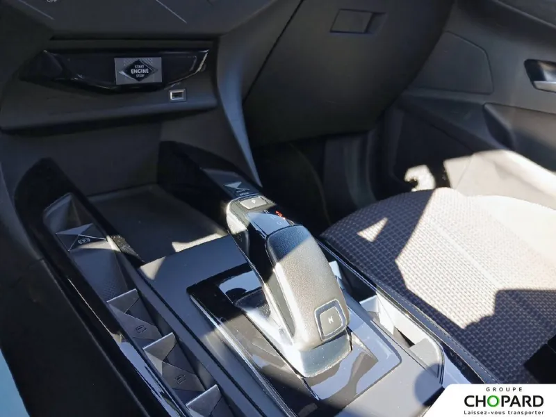 Image secondaire du véhicule 14