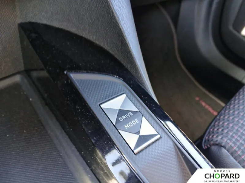 Image secondaire du véhicule 23