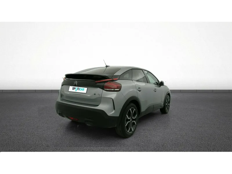 Image secondaire du véhicule 9