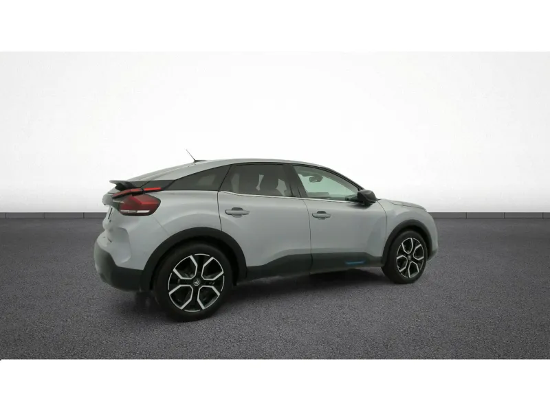 Image secondaire du véhicule 10