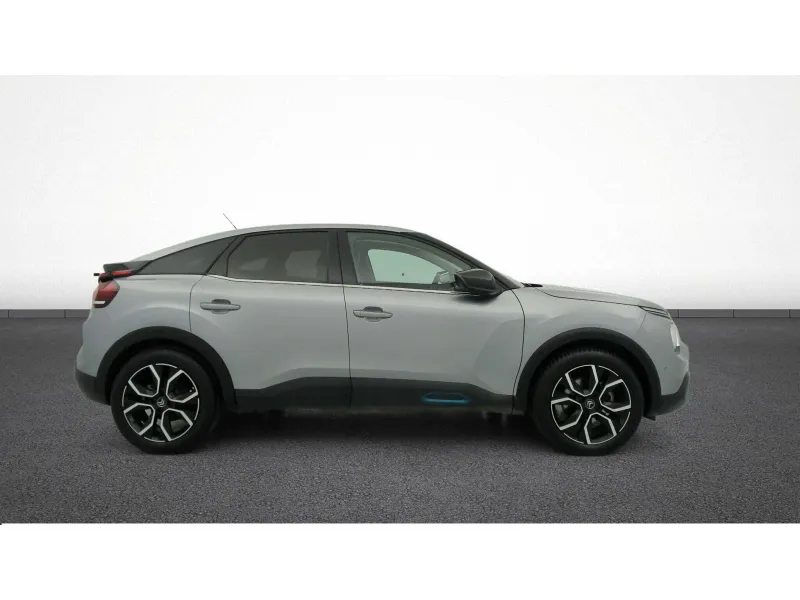 Image secondaire du véhicule 11