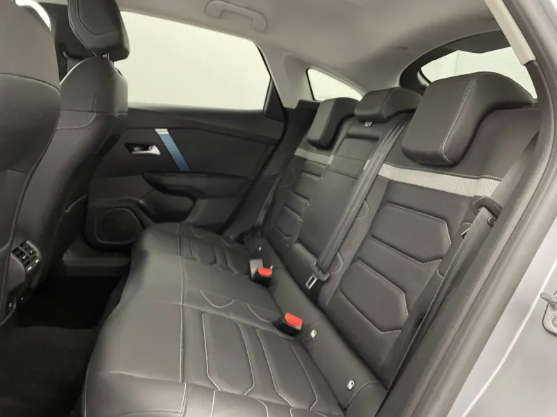 Image secondaire du véhicule 16