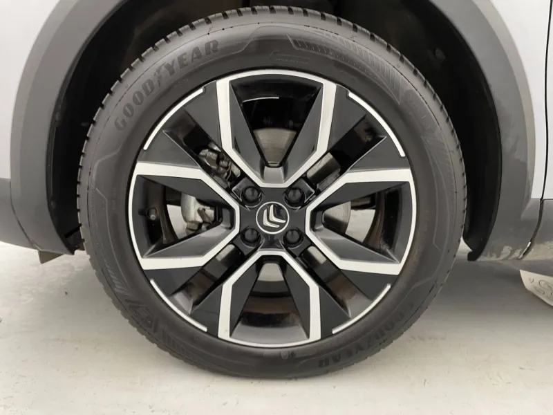 Image secondaire du véhicule 18