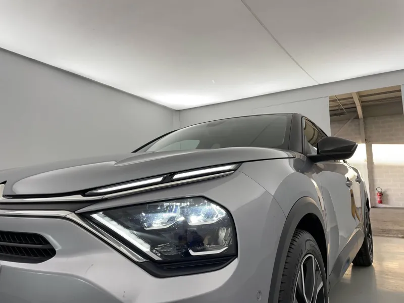 Image secondaire du véhicule 25