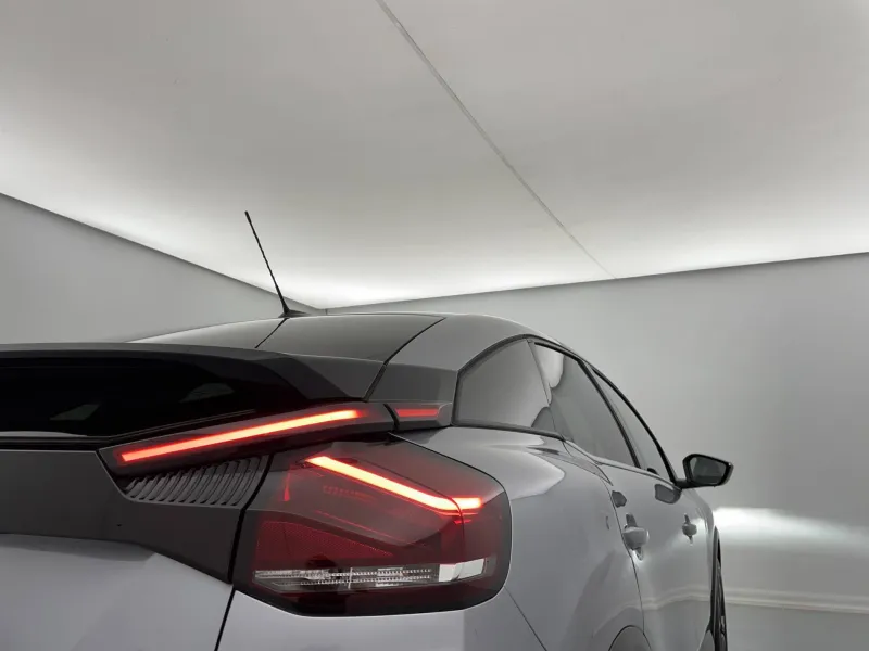 Image secondaire du véhicule 31