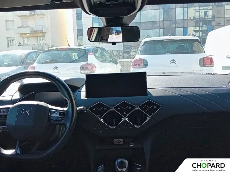 Image secondaire du véhicule 9