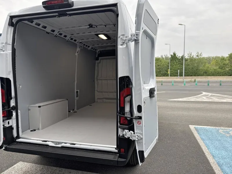 Image secondaire du véhicule 16