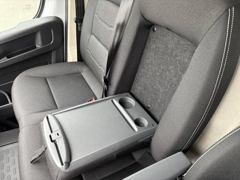 Image secondaire du véhicule 34