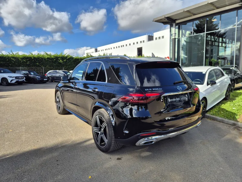 Image secondaire du véhicule 8