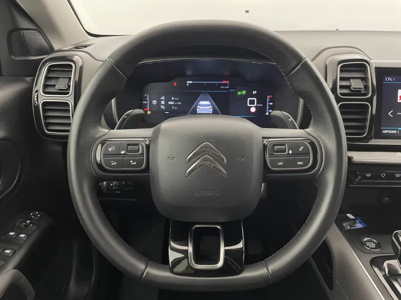 Image secondaire du véhicule 24