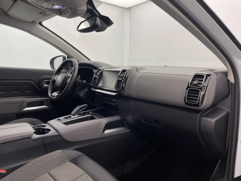 Image secondaire du véhicule 34