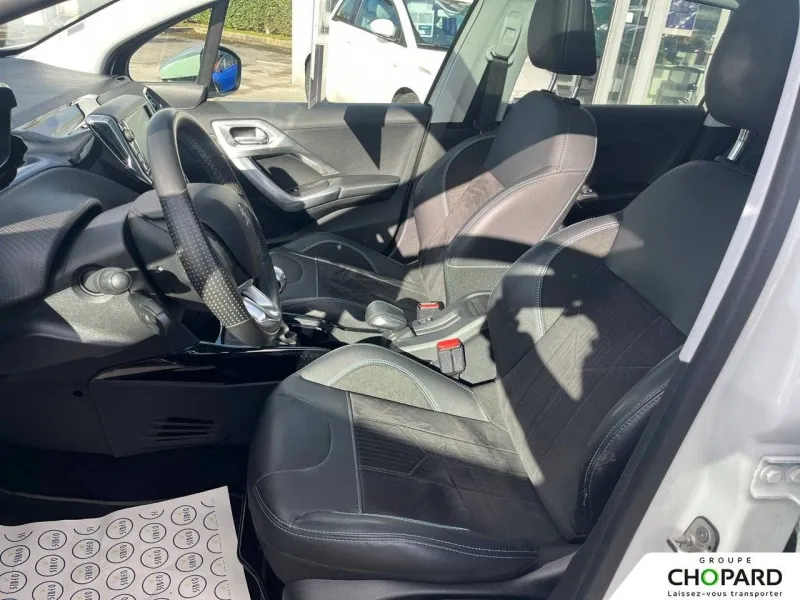 Image secondaire du véhicule 11