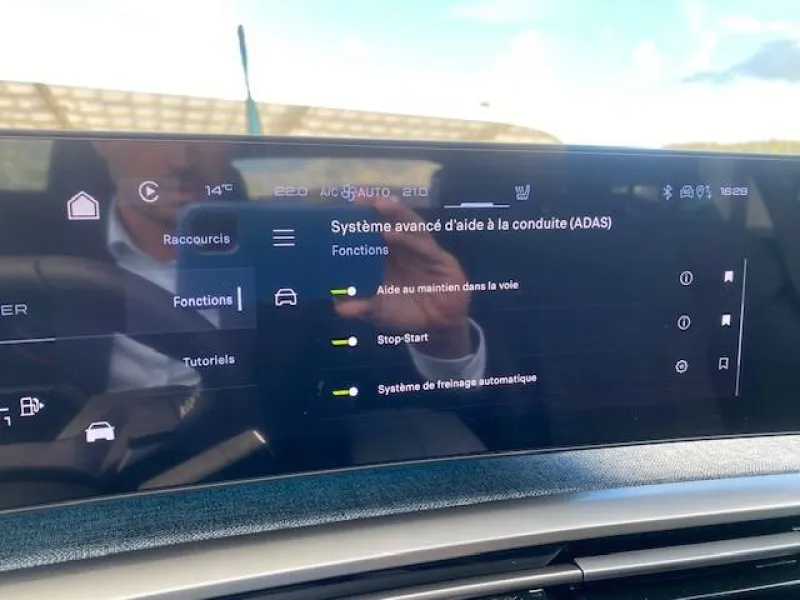 Image secondaire du véhicule 11