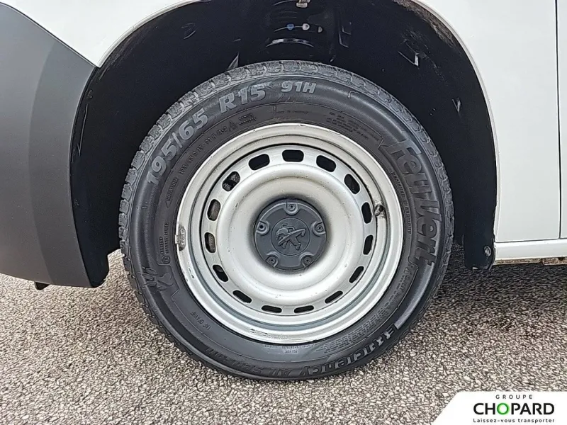 Image secondaire du véhicule 22