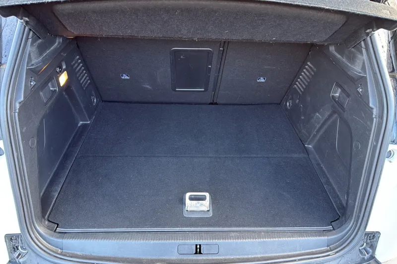 Image secondaire du véhicule 10