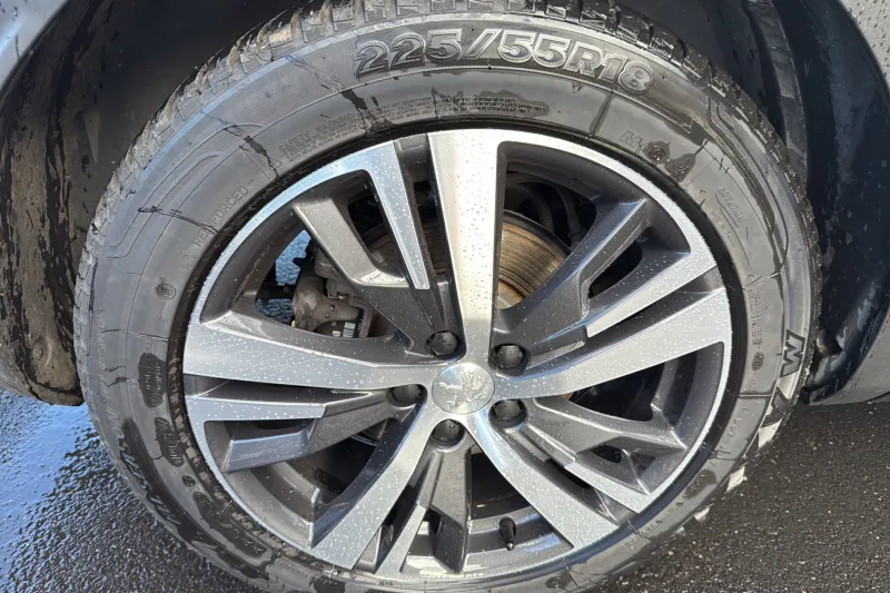 Image secondaire du véhicule 14