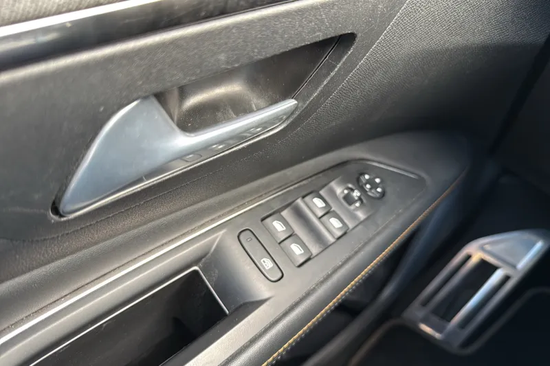 Image secondaire du véhicule 36