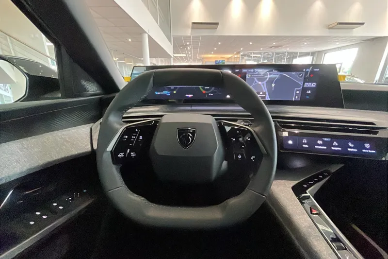 Image secondaire du véhicule 13