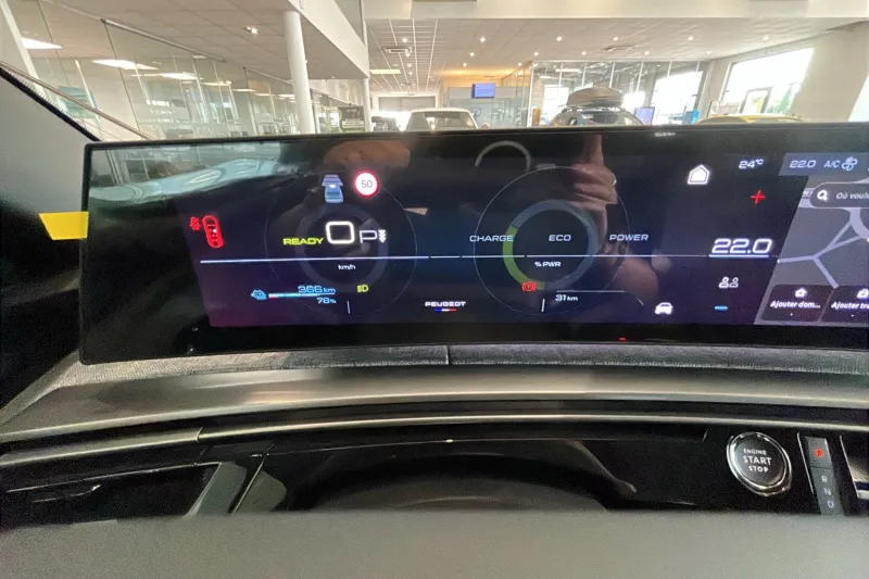 Image secondaire du véhicule 14