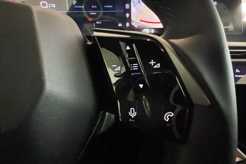 Image secondaire du véhicule 23