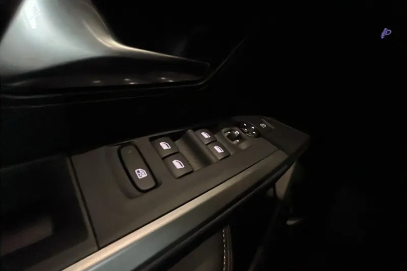 Image secondaire du véhicule 26