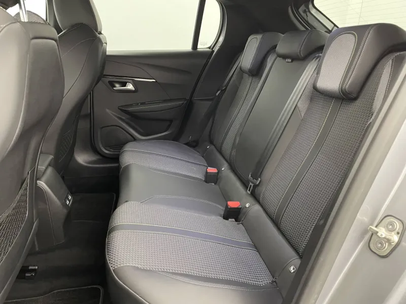 Image secondaire du véhicule 16