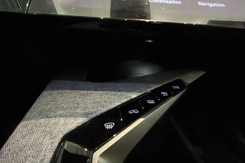 Image secondaire du véhicule 30