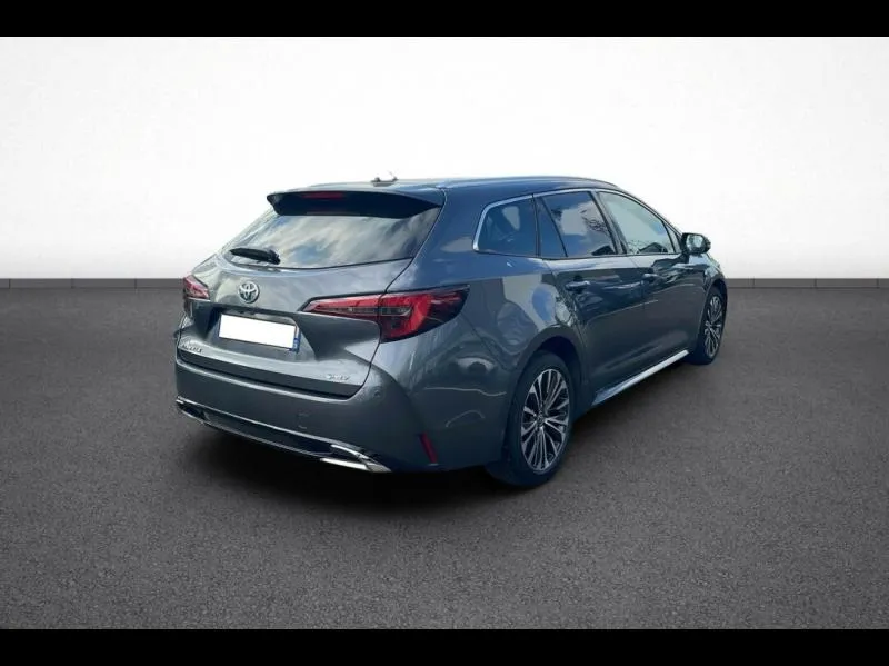 Image secondaire du véhicule 4