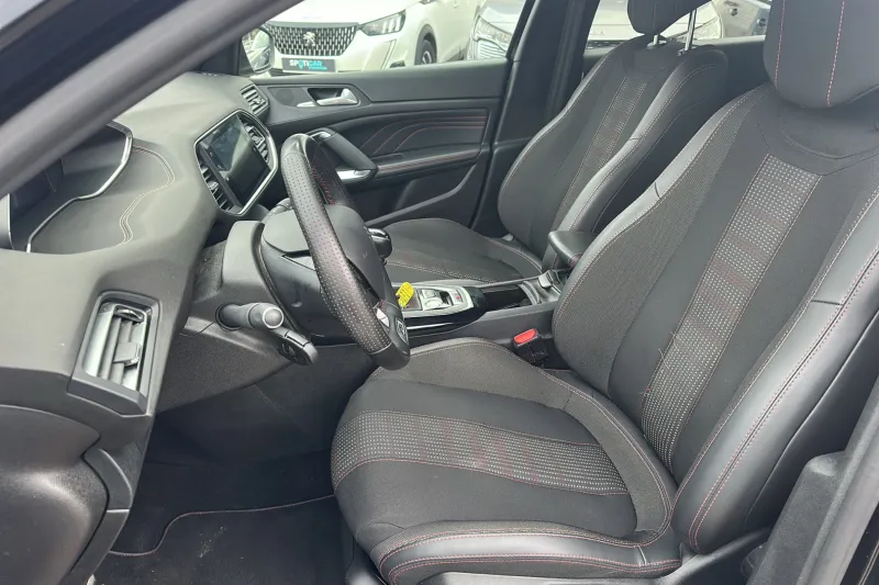 Image secondaire du véhicule 11