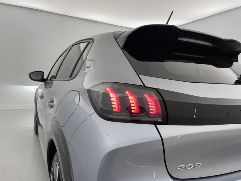 Image secondaire du véhicule 30