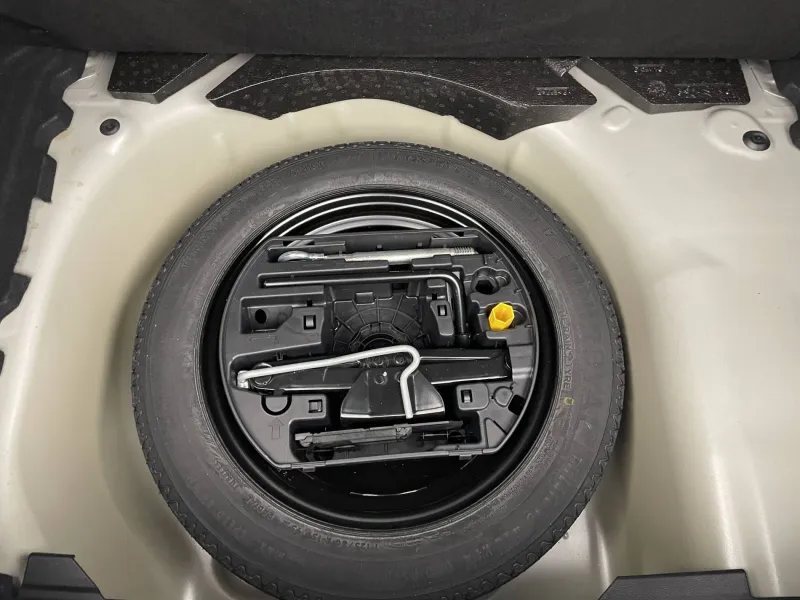 Image secondaire du véhicule 34