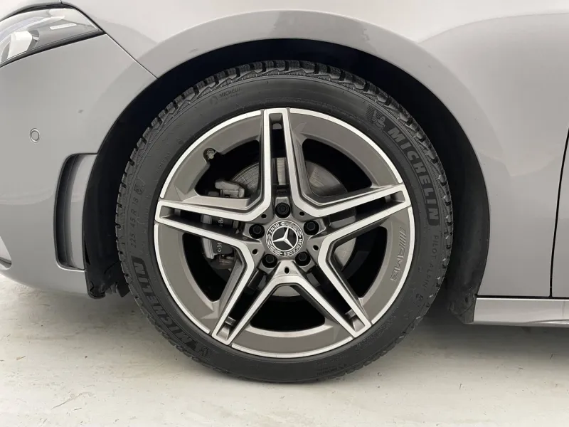 Image secondaire du véhicule 19