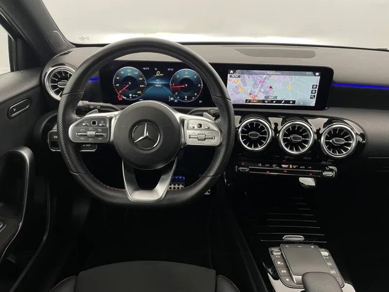 Image secondaire du véhicule 23